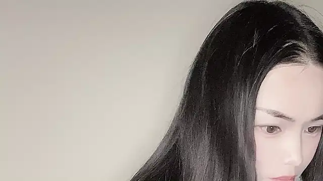 美女tongtongbaby在线直播