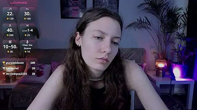 VioletaBloom webcam