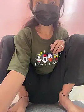 Webcam Model (paribaby09)  is live.Free join now!