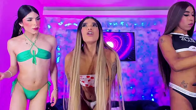 The_Hot_Ts_Dolls webcam