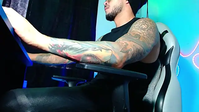 sebastian_horny webcam