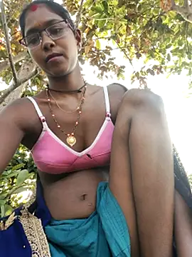 Webcam Model (Fasfas2)  is live.Free join now!