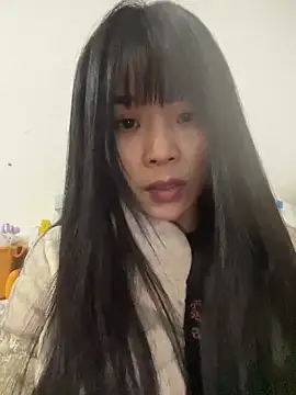 美女petoys在线直播