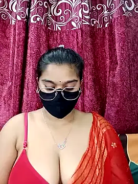 Webcam Model (Jasmine_jaaan)  is live.Free join now!