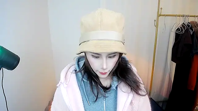 美女SSSD520在线直播