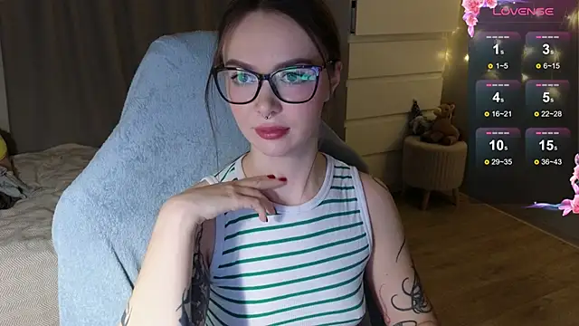 kate_leoo webcam