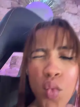 samiacooper25 webcam