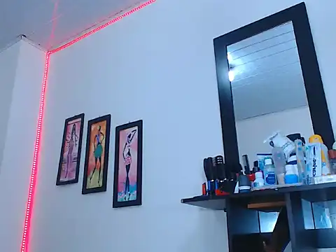 natashat_lorent webcam