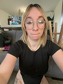 Giuliana_baby webcam