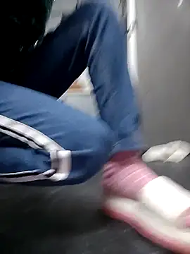 Webcam Model (Ruhi_07)  is live.Free join now!