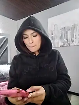 Adarha_Ramirez webcam