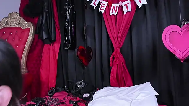 lilithara - LiliThara's free webcam