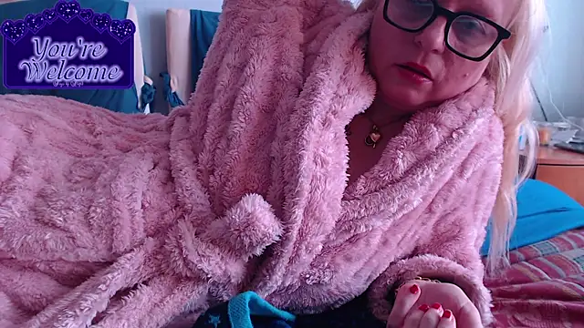 martachatte - Martachatte's free webcam - UK Sex Cams