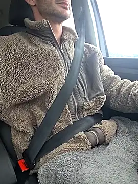 zeefy (M young) - Risky public cum