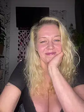 JenniferCarmen webcam