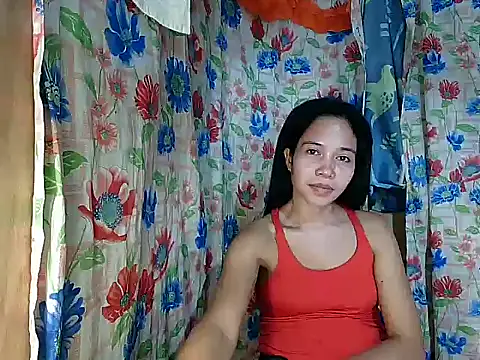PinaySkinnyGirl webcam