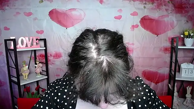 NeonilaLisova webcam