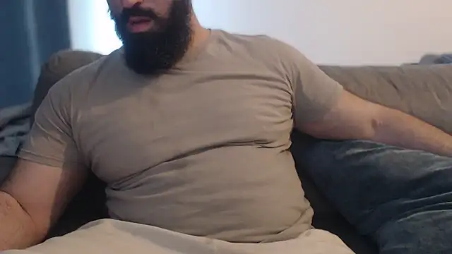 hugemachohandsome webcam