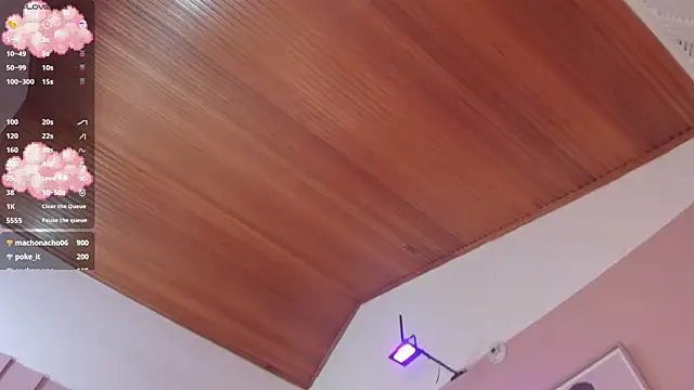 elodie_walker webcam