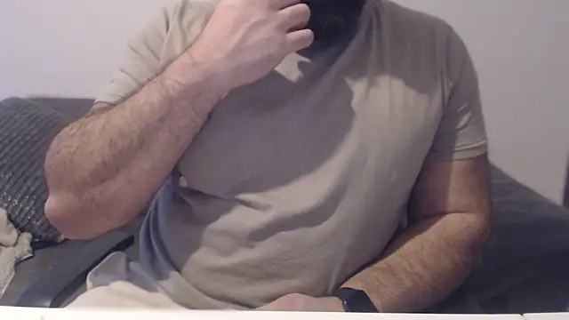 hugemachohandsome webcam