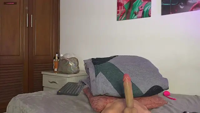 pocahotass_11 webcam