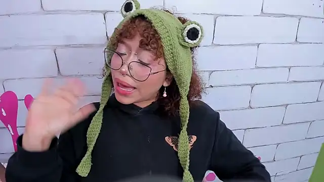 SafiroAgataaa webcam