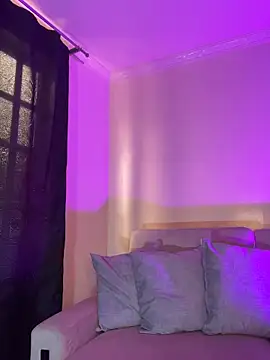 isabella-collins- webcam