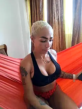 Alison_fitness webcam