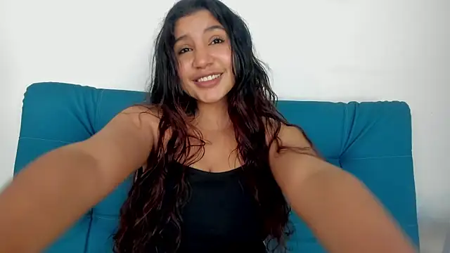 Victoria_Rosee webcam