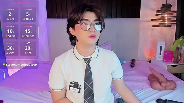 Creamy_Angelo webcam