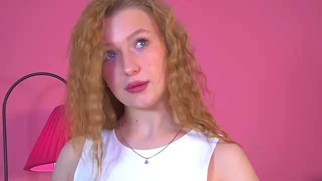 BeatriceBinoche webcam