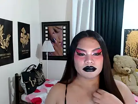 TSbrianaHugeCock webcam