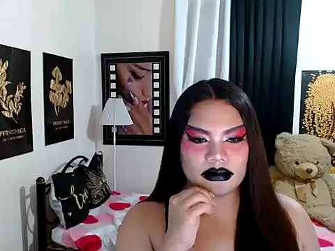 TSbrianaHugeCock webcam