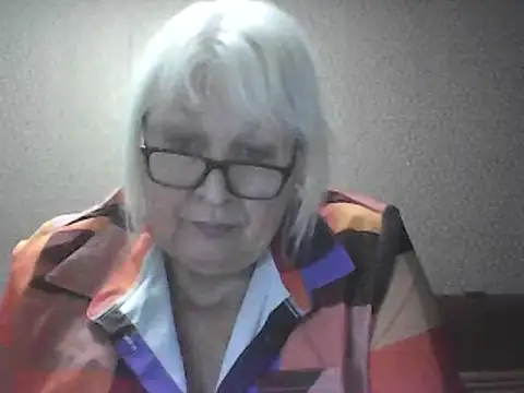 alexia64231 - Alexia64231's free webcam