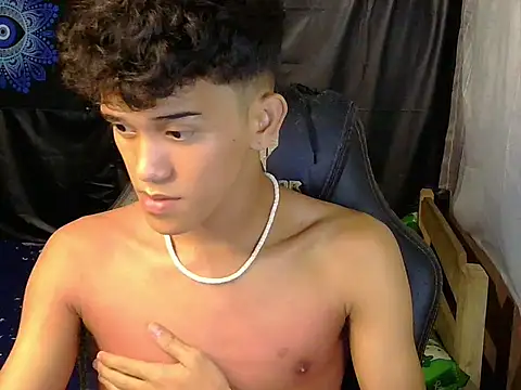 hugekenbigcock webcam