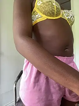 choclatepeaach webcam