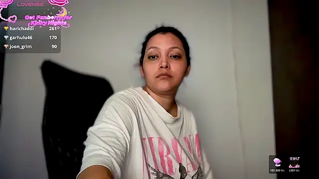 MarcellaGriffin webcam