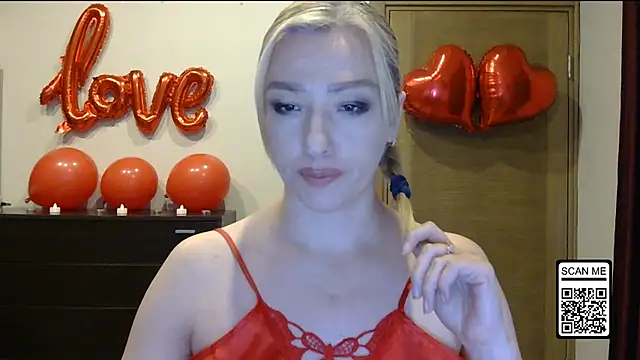 Wild_Silk_Desire webcam