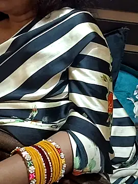 O_My_GoodnesS webcam