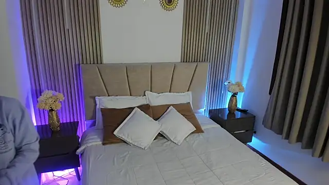 Victoria_Beaumont webcam