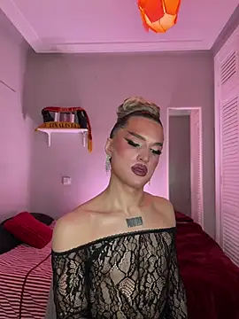 Crystal_________ Live Webcam on Stripchat