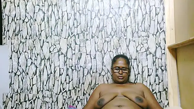 Exotic_indian95 webcam