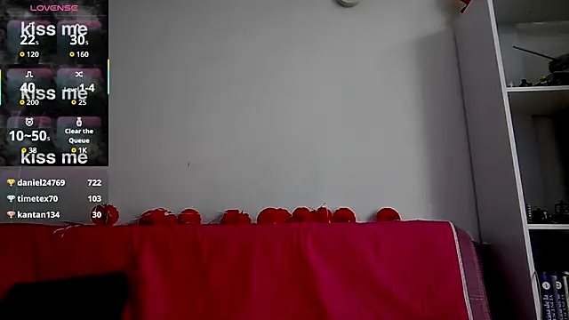 Juliexxxxtasy webcam