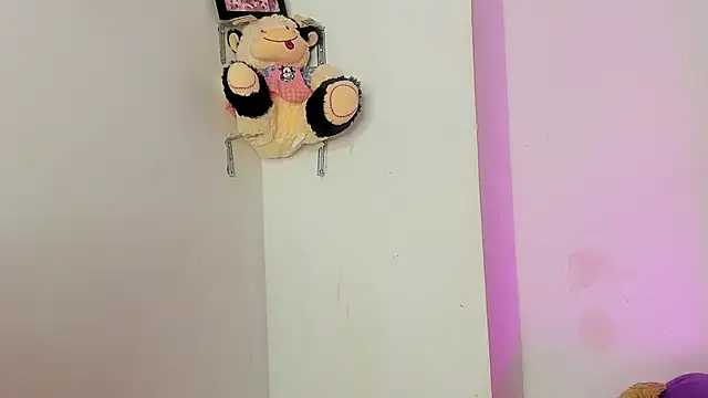 dahiiangomezz webcam