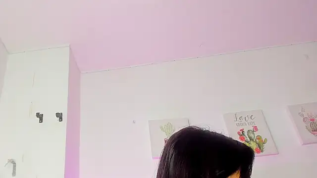 dahiiangomezz webcam