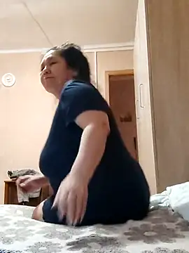 Zulfiya_Bruce webcam