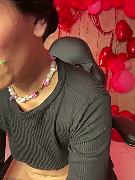 scaarlettfox - Scaarlettfox's free webcam - UK Sex Cams