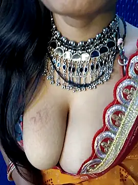 Babita_hotmom webcam