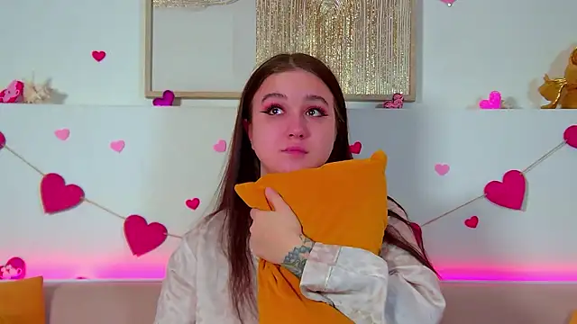 ChristinaMilton webcam