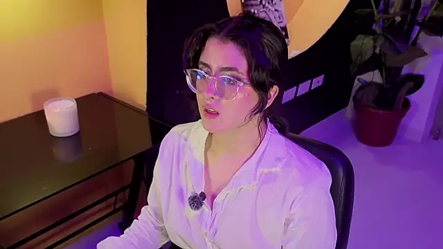 LiLLiAnderson webcam